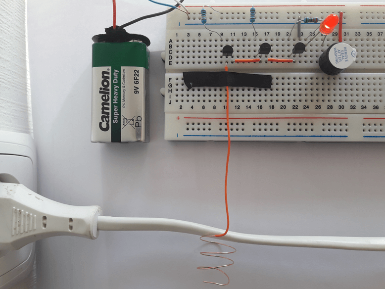 Non-Contact AC Voltage Detector Using BC547 Transistors (Designed Circuit)