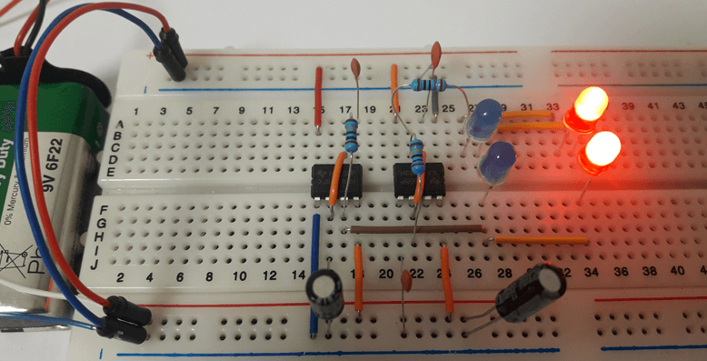 Police LED Flasher Using 555 Timers (Designed Circuit)